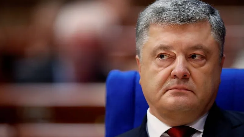 Cauțiune de 30 mil. €, pentru fostul președinte ucrainean Petro Poroşenko, acuzat de înaltă trădare. / Foto: jurnalulolteniei.ro