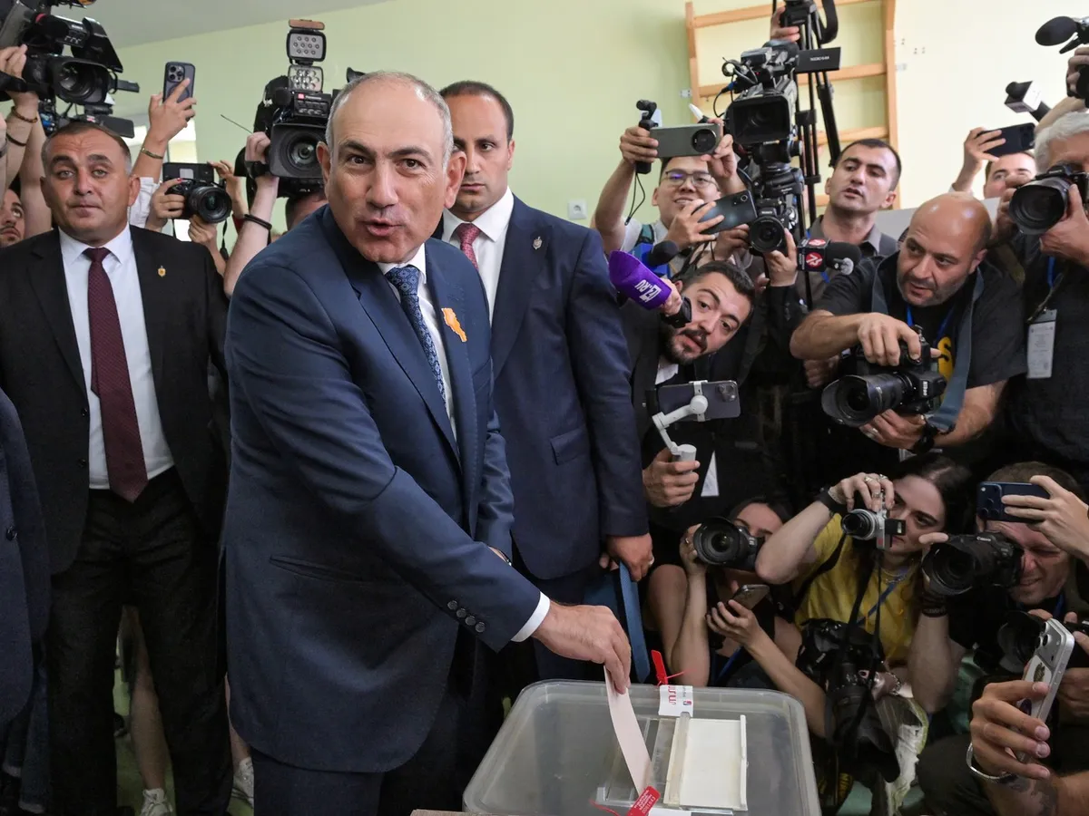 Nikol Pashinyan and his Civil Contract party secured 49.8% of the vote Photo: profimediaimages.ro