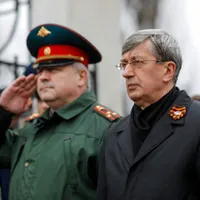 Oficialul rus declarat persona non grata de România desfășura „activități de spionaj”. În imagine, Ambasadorul Rusiei la București, Valeri Kuzmin, alături de atașatul militar al ambasadei/FOTO: Inquam Photos/George Călin