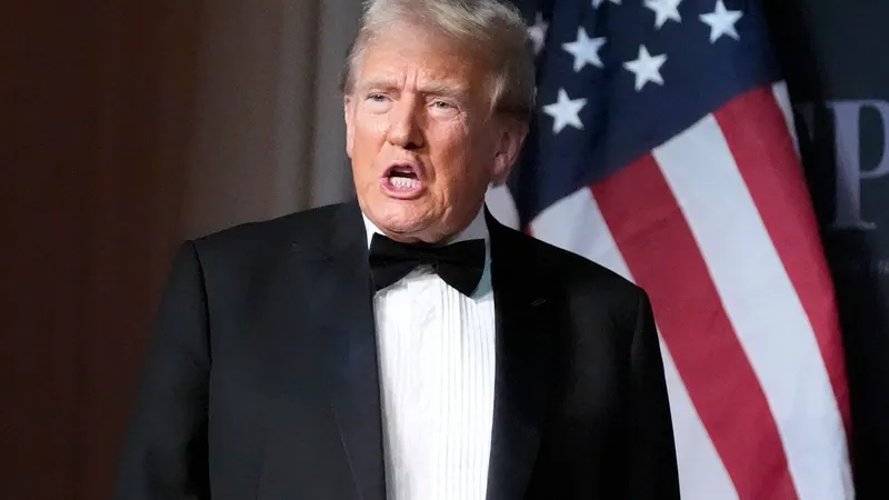 Donald Trump, lovitură decisivă împotriva imigrației ilegale: Expulzări în masă cu armata americană: FOTO - Profimedia(imagine cu rol ilustrativ)