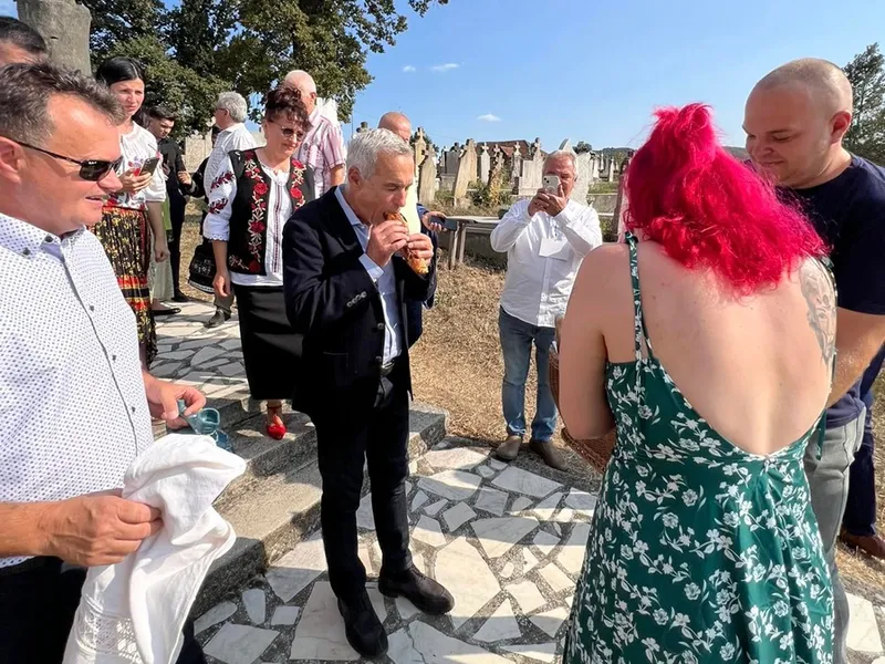 Asociația care l-a propulsat pe Călin Georgescu ,"Pământul strămoșesc", s-a autodesființat Foto: Facebook /Asociația Pământul strămoșesc