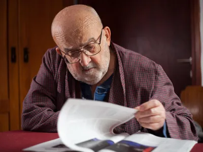 Un pensionar cu grupe obligă Casa de Pensie să îi crească punctajele la pensie cu 50%. Unde a muncit? Cîți ani