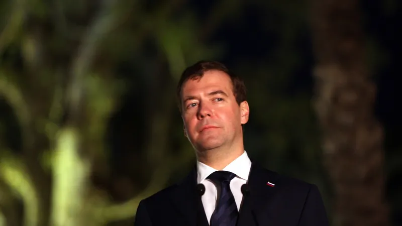 Medvedev cere asasinarea lui Zelenski după „atacul suspect” cu drone de la Kremlin - Foto: Profimedia Images