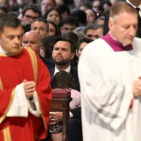 JD Vance, la slujba din Vinerea Mare la Vatican. Papa Francisc, absent din motive de sănătate - FOTO: Profimedia (imagine cu rol ilustrativ)