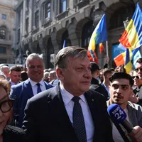 Crin Antonescu, candidat la alegerile prezidenţiale al Alianţei România Înainte - Foto: INQUAM PHOTOS/George Călin