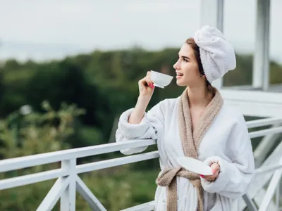 Băutura din magazin pe care să o bei noaptea pentru a dormi bine. Te ajută să slăbești în somn - Foto: Freepik (imagine cu rol ilustrativ)