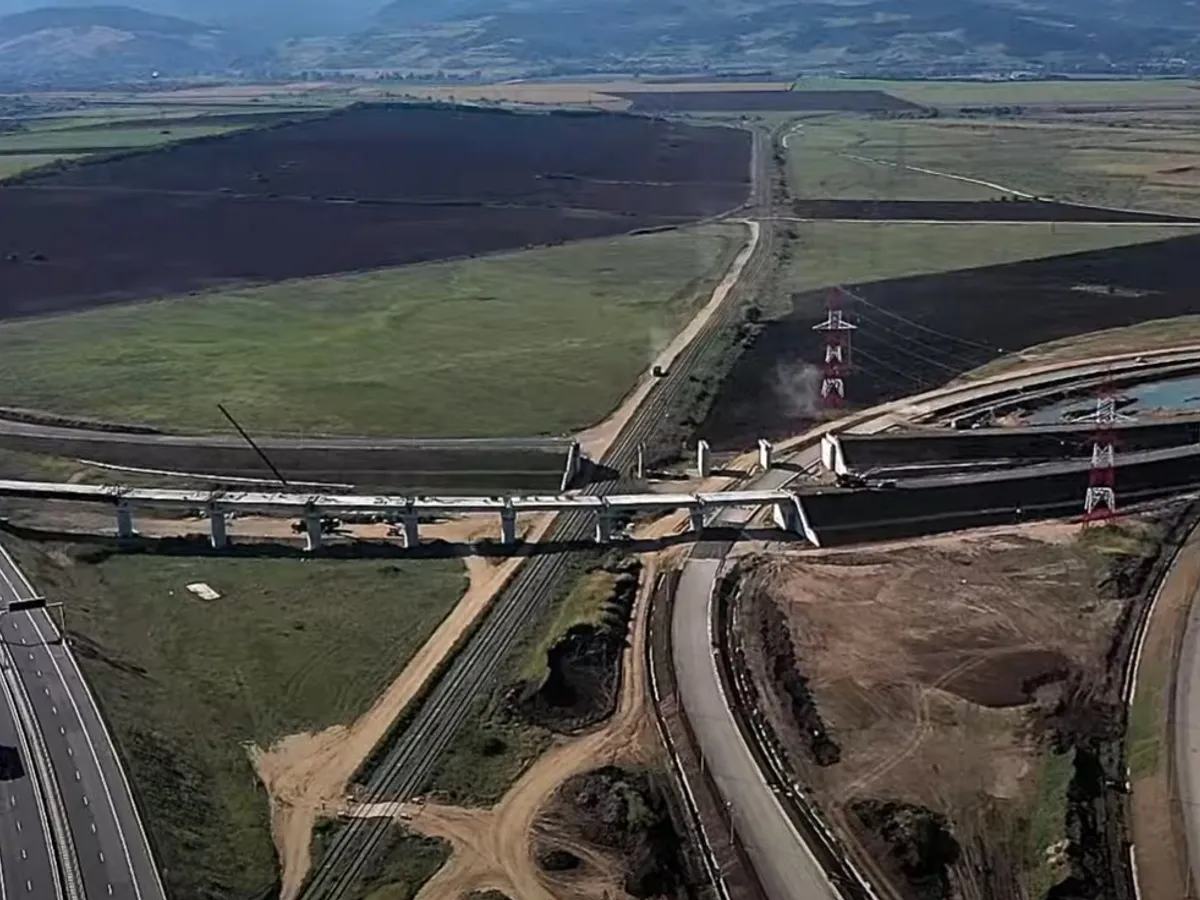 Autostrada Sebeș- Turda / Pro Infrastructura