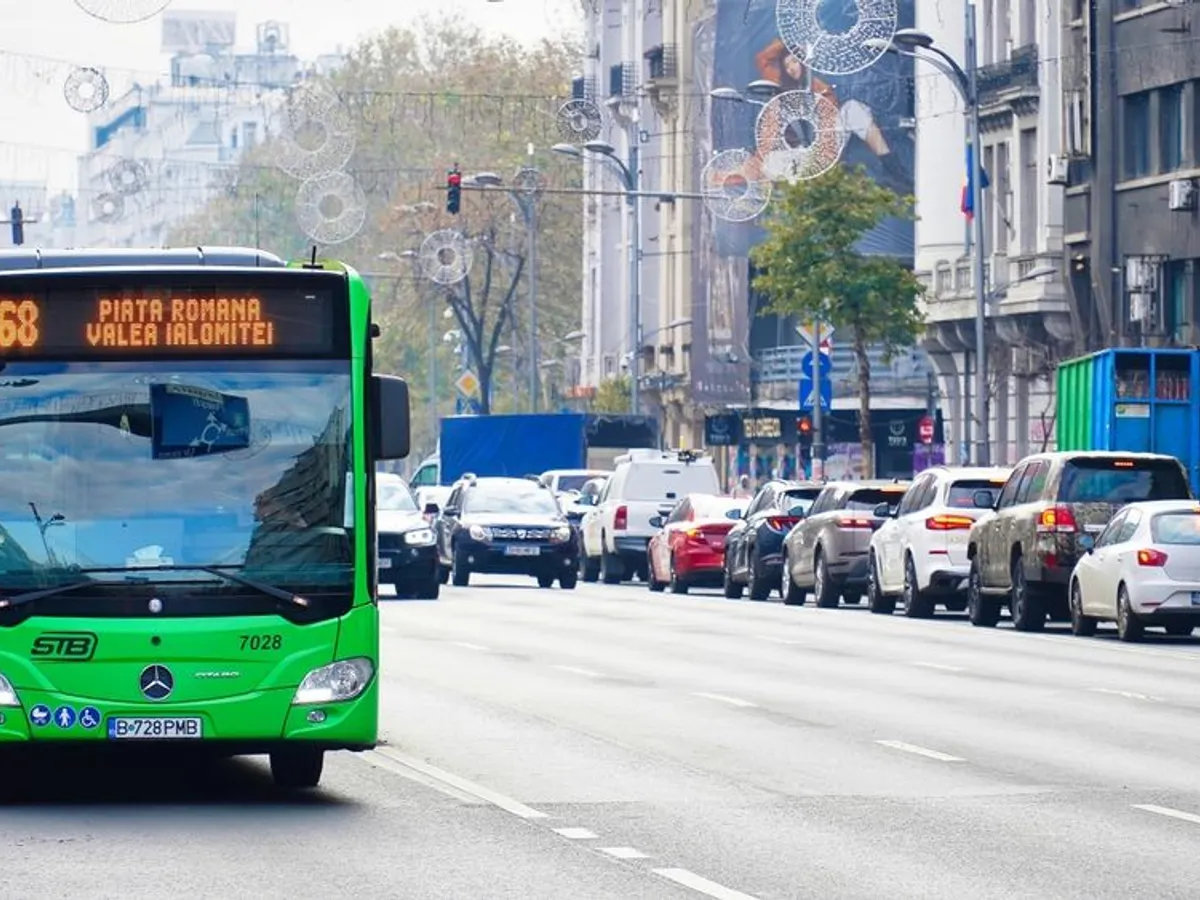 Pensie și gratuitate la transport. Ce spune Primăria Capitalei despre drepturile pensionarilor în 2026