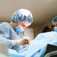 Spitalul Colţea mai are 100 de lei, pe decembrie - Foto: Pexels/ Anna Shvets