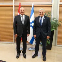 ministrul turc al afacerilor externe, Mevlut Cavusoglu și prim-ministrul israelian Yair Lapid- Foto: FACEBOOK