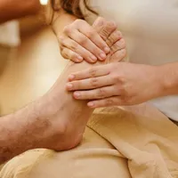 FOTO/VIDEO IT-ul și durerile de spate: Cum devine fizioterapia un aliat esențial - Foto: Pexels/Jonathan Borba