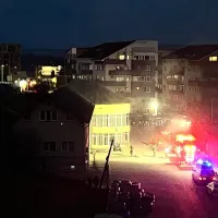 VIDEO Incendiu la hotelul stadionului Unirea, din Alba Iulia. 15 persoane evacuate - Foto: Alba24.ro