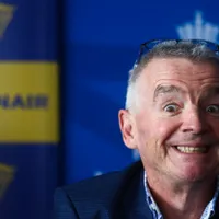 Șeful unei companii aeriene low-cost utilizată intens și de români, lovit în față cu frișcă - Foto: Profimedia Images