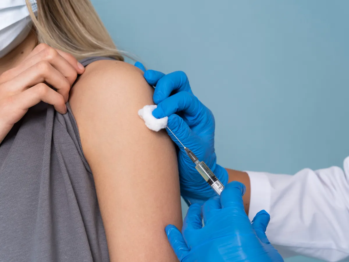 De ce românii refuză vaccinarea? Dr Gabriel Diaconu: „Obsesia omului de rând pleacă din frică și suspiciune”