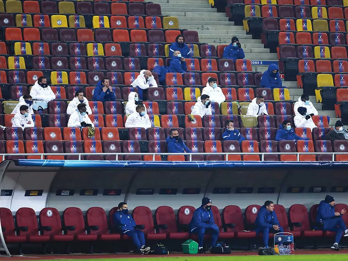 Banca tehnică și rezervele echipei Chelsea Londra la meciul cu Atletico Madrid din optimile de finală ale Ligii Campionilor de pe Arena Națională, 23 februarie 2021 - Foto: INQUAM PHOTOS/ Ștefan Constantin