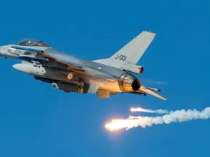 Instructorii români își iau rămas bun de la militarii ucraineni. F-16, în luptă din iunie - Foto: avweb.com (imagine cu caracter ilustrativ)