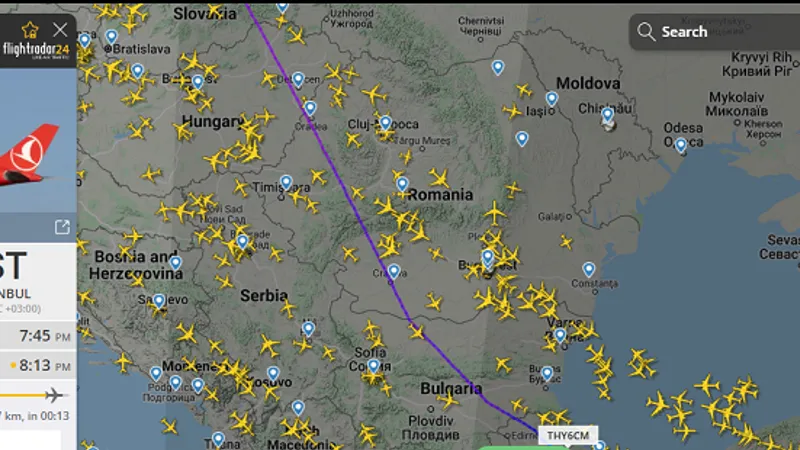 Alertă cu bombă deasupra României: Un avion Turkish de la Moscova, escortat de avioane de luptă. / Foto: news.ro