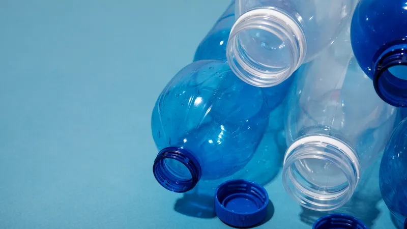 Câte sticle cu garanție au returnat românii? Ar trebui să fie de 4 ori mai multe puncte de colectare - Foto: Pexels.com (Imagine cu rol ilustrativ)