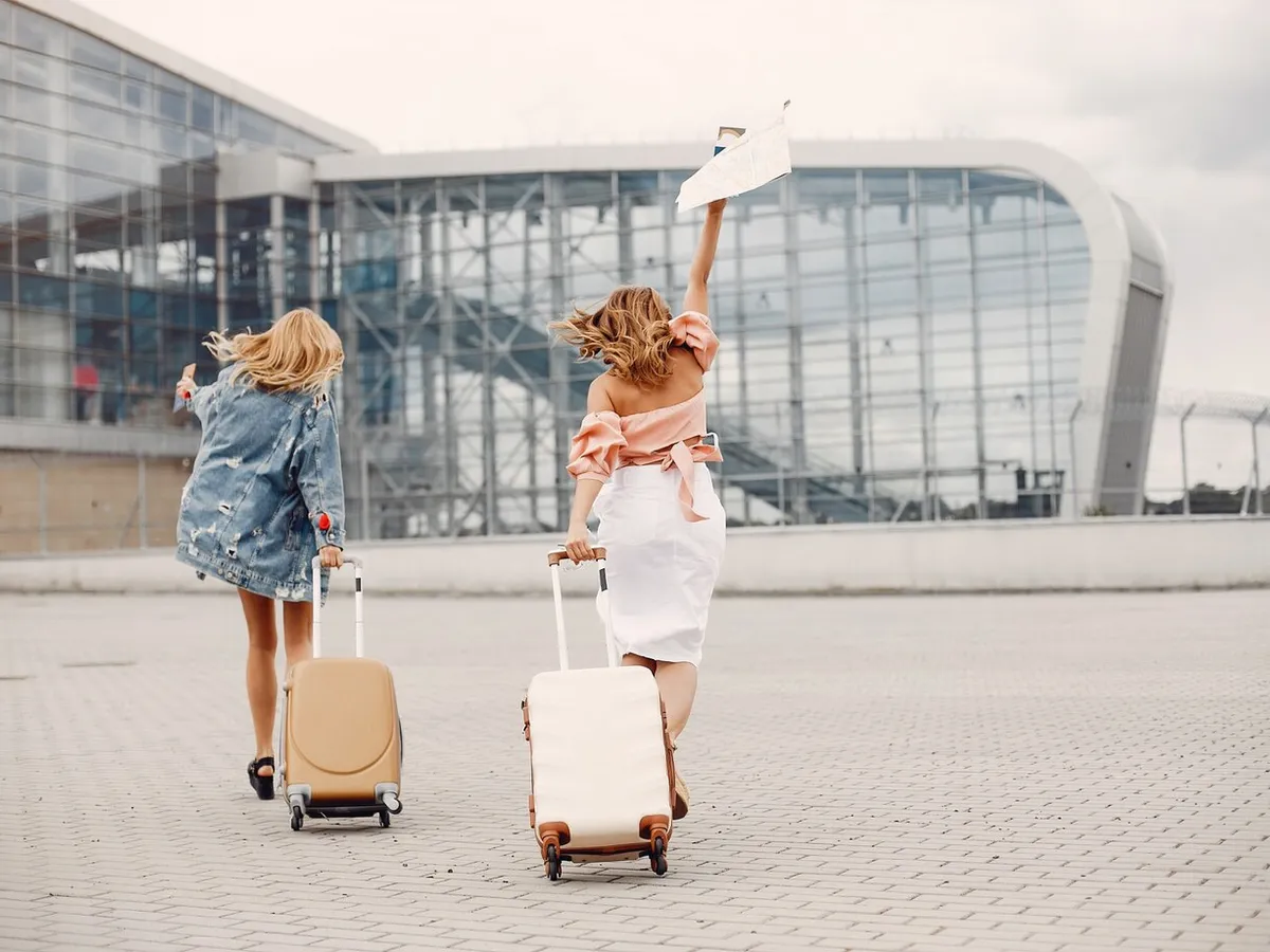 Ce au găsit românii din diaspora când s-au întors acasă? Unii regretă pasul, alții spun că le e bine - Foto: Freepik (rol ilustrativ)