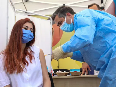 ​Coronavirus în România Sub 100 de cazuri noi, 5 decese în ultimele 24 de ore/FOTO: rovaccinare