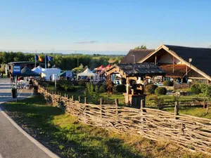 Ce facem în weekend? La Tulcea, are loc Festivalul de savori dobrogene „Scrumbii de Rusalii” - Foto: Facebook / Scrumbii de Rusalii