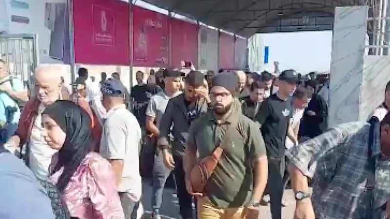 S-a deschis poarta iadului din Gaza. 500 de străini pot pleca în Egipt. Românii și americanii, nu - Foto: X/ @NationalIndNews