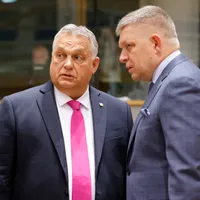 Premierul Fico și Orban - Foto: Profimedia Images