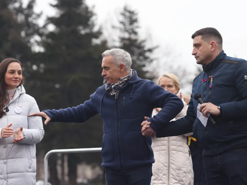 Călin Georgescu, șefa POT și George Simion - Foto: INQUAM PHOTOS / Octav Ganea