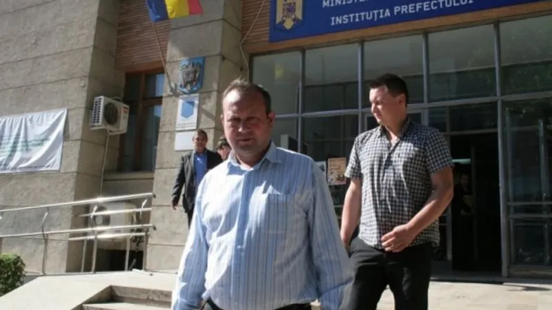 Primar condamnat, scăpat de demitere după ce finul secretar nu a trimis o hârtie la Prefectură/FOTO: ziaruldeiasi.ro