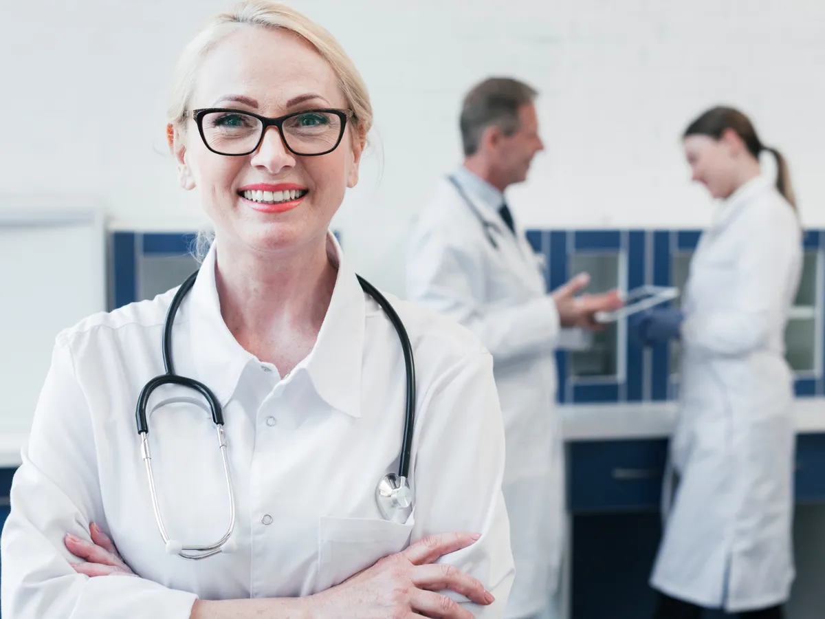 Schimbări pentru medicii de familie în 2026. Câți bani vor lua pe consultații și câți per pacient?