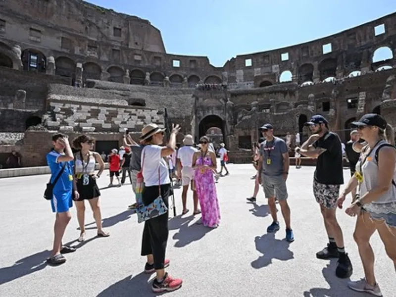 Turiști la Colloseum în Italia Foto: Profimedia Images (imagine cu rol ilustrativ)