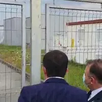 Alexe și Tătaru, la poarta spitalului/FOTO: ziaruldeiasi.ro