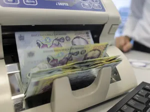 Avertismentul unui specialist din BNR: ”Dacă nu schimbăm direcția vaporului, Titanic scrie pe noi”- Foto: Inquam Photos/ Octav Ganea