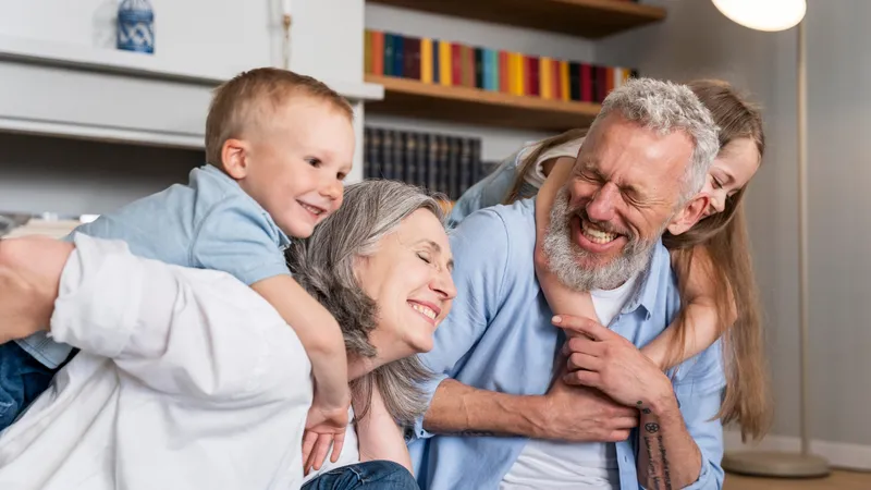 Ajutoarele sociale și pensie se plătesc mai repede. Vești bune pentru pensionari și elevi Foto: Freepik (fotografie cu caracter ilustrativ)