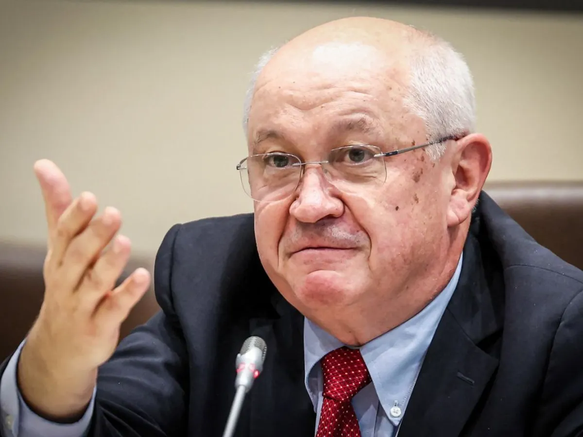 Alexandru Munteanu, noul premier al Republicii Moldova, vorbeşte în timpul unei conferinţe de presă - Foto: Profimedia Images