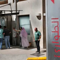 Liban, noi explozii: au sărit în aer dispozitive walkie-talkie Hezbollah. Crește numărul victimelor! - Foto: Profimedia