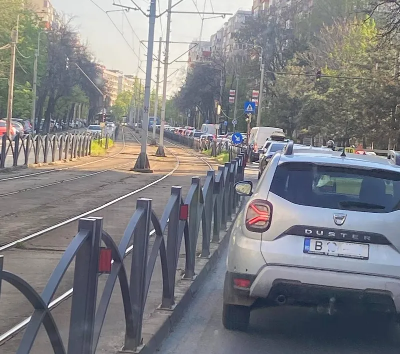 Trafic paralizat dinspre Cr&acirc;ngași spre Arcul de Triumf - Foto: Facebook / Info Trafic București si Ilfov-Radare/R.A.R