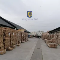 Poliția a confiscat marfa contrafăcută Foto: Poliția Română