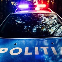 Opt migranţi găsiţi de poliţişti într-un TIR, la ieşire din Timişoara. Șoferul a alertat poliția/FOTO: Facebook/PolitiaRomana