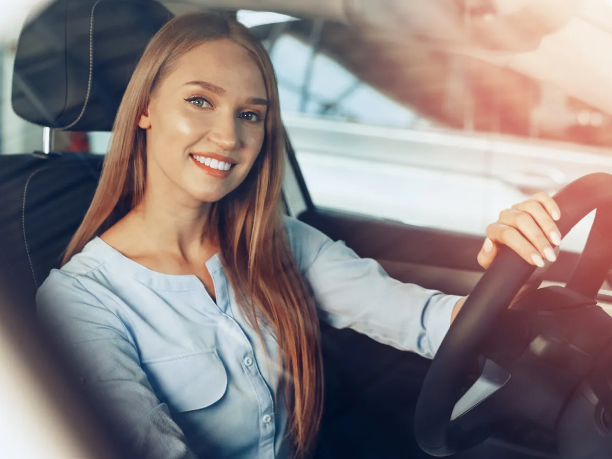 Femeie șofer - Foto: Freepik