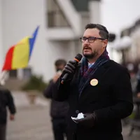 Dan tanasă, Deputatul AUR, care a sărit la bătaie în Parlament, întreținut de nevastă / FB