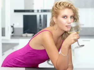Un medic psihiatru avertizează: Alcoolul are efecte toxice extrem de mari. Ce boli „favorizează” - Foto: Freepik (Imagine cu rol ilustrativ)
