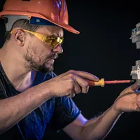 Electrician - Foto: Magnific (rol ilustrativ)