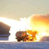 HIMARS a distrus o brigadă a rușilor, 60 de morți. Comandanții lor îi aliniaseră în câmp deschis - Foto: Profimedia Images (imagine cu caracter ilustrativ)