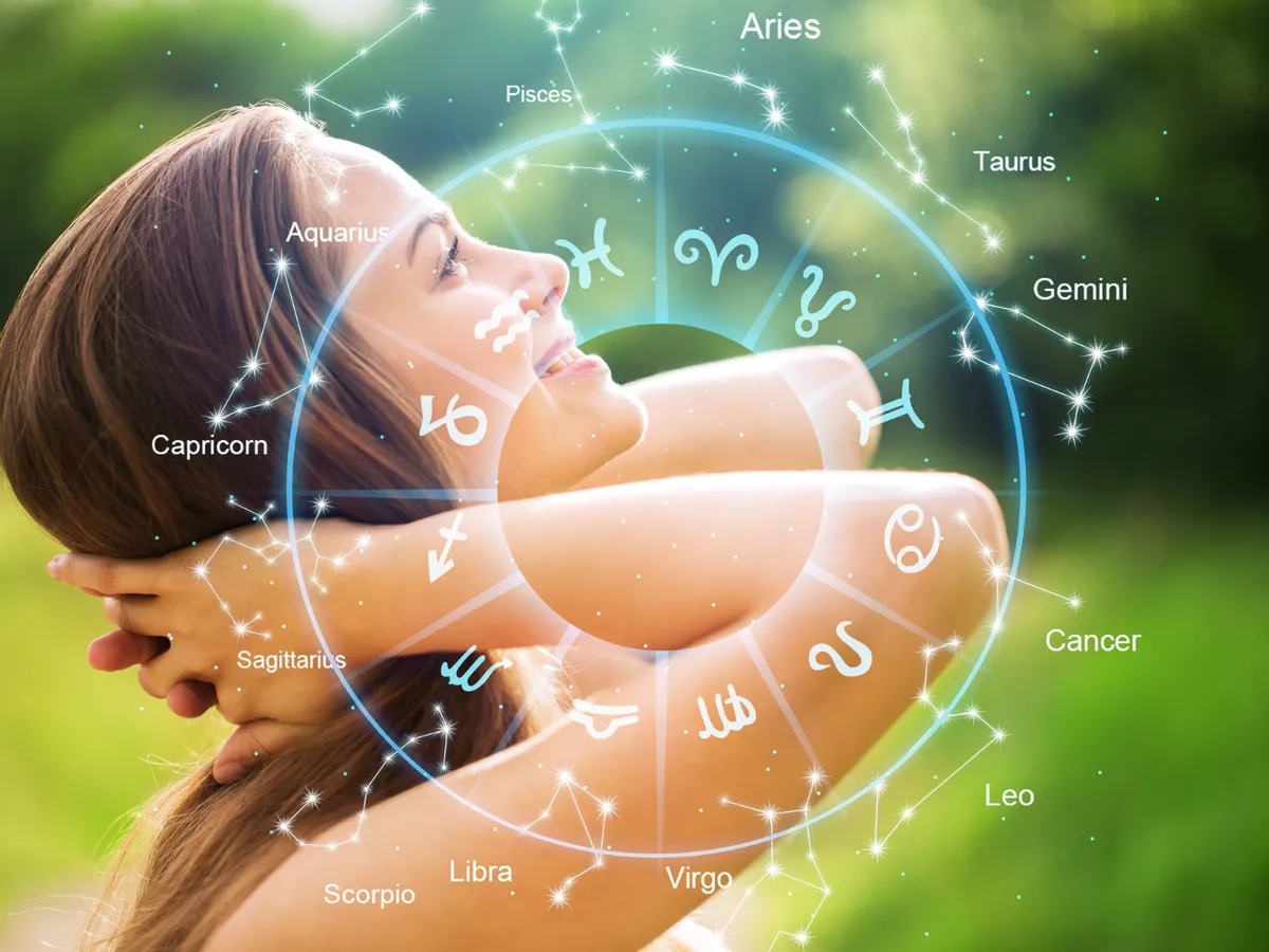 Horoscop aprilie. Zodiile care primesc o nouă șansă până la sfârșitul lunii. Berbec - succes, Taur - iubire