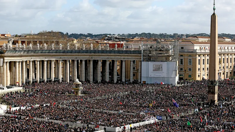 Momentul învestirii în 2013 a actualului Papă Francisc