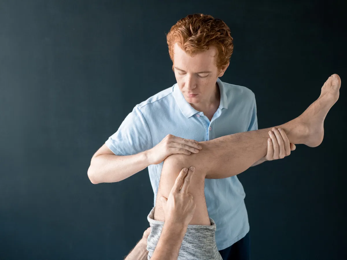 Kinetoterapeut - Foto: Freepik (Imagine cu rol ilustrativ)