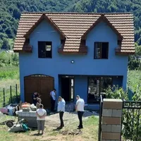 De cine era urmărit bărbatul care le-a dat foc soției și copiilor? Mărturii terifiante - Foto: IPJ Bistrița