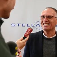 Șeful Stellantis: Piața mașinilor electrice a încetinit. Reducerea prețurilor, „o baie de sânge” - Foto: Profimedia Images
