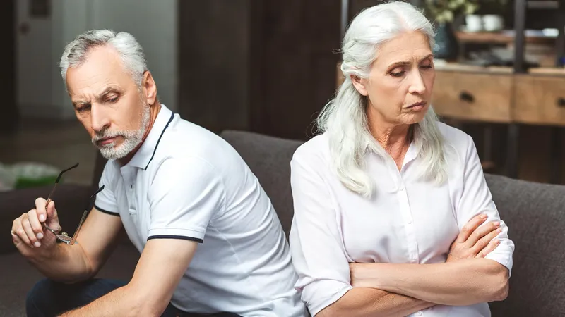 Care pensionari pierd pensie pe aprilie și bonusul de 400 lei? Ce sunt obligați să facă în 7 zile? - Foto: Freepik